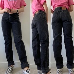 Levi’s 512 Slim Black High Rise Mom Jeans 26x31